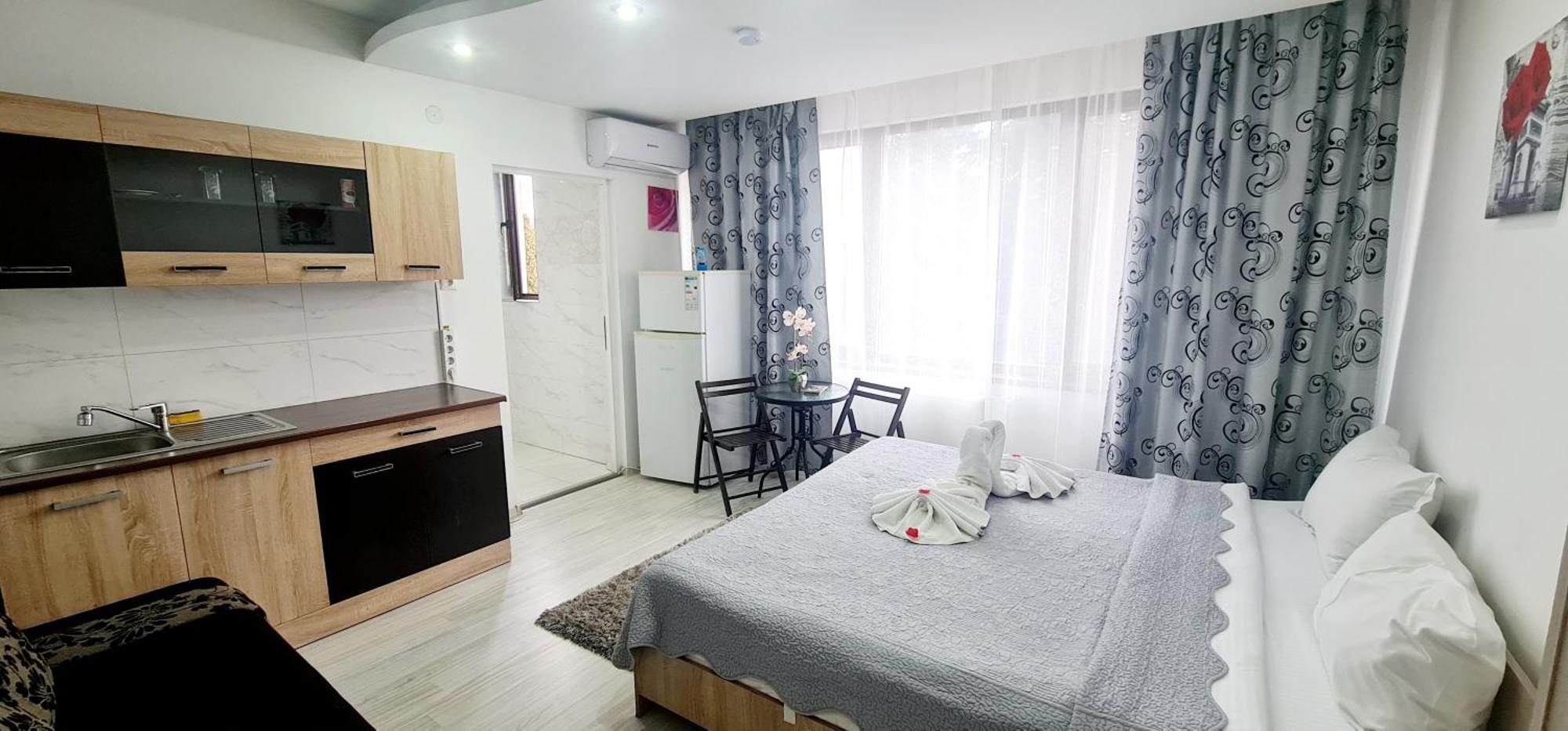 Pensiunea Red Rose Apartments Тимишоара Экстерьер фото