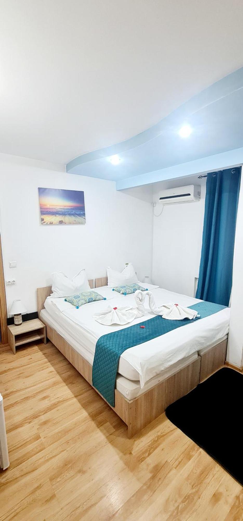 Pensiunea Red Rose Apartments Тимишоара Экстерьер фото